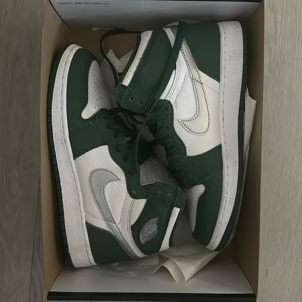 Jordan 1💚🩶
